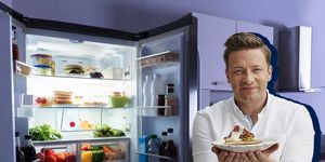 Как перестать выбрасывать еду из холодильника: советы Джейми Оливера