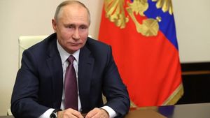 "Достаточно кнопку нажать": Маршрут Путина слили. Генерал ФСБ рассказал о звонке через "дежурку"