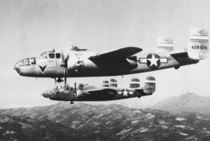 Почему американские пилоты, пробомбив Токио в апреле 1942 года, прятались от японцев в Перми: а потом сбежали из СССР