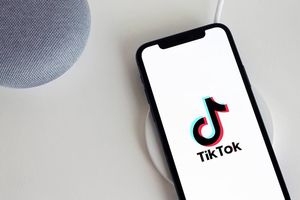 В Италии частично заблокировали TikTok из-за смерти ребёнка