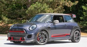 Чрезвычайно быстрое ускорение «малыша» Mini JCW GP 2021 года показали на видео