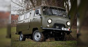 УАЗ-452 и его аналог — Volvo C 303. Какая модель лучше?