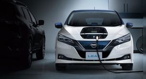 Nissan представил юбилейную версию электромобиля Leaf
