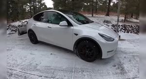 Владелец Tesla Model Y рассказал, как можно заработать на своём электрокроссовере