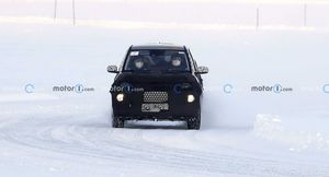 Корпорация Hyundai вывела на тесты миниатюрный кроссовер