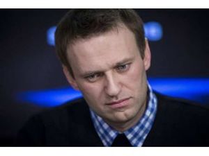 Кураторы Навального вышли из тени
