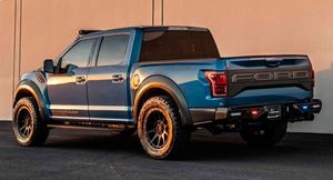 Суперпикап Hennessey VelociRaptor защитили от обстрела