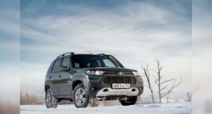 Автомобилисты снова высказали недовольства новой Lada Niva Travel