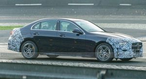 Компания Mercedes-Benz представит новый C-Class в феврале