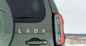 Продажи Lada Niva Travel остановлены, не успев начаться. Причина – задние фонари