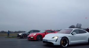 Драг-рейсинг: электрический Porsche Taycan против бензиновых Porsche 911 Turbo S и Audi RS6