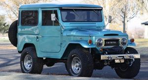 На продажу выставлен 56-летний внедорожник Toyota Land Cruiser