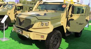 ВПК планирует создать «русский Land Cruiser» на базе бронеавтомобиля «Стрела»