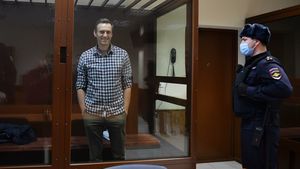Новая тема:  Навальный - пророк Христа, искупающий в СИЗО наши грехи.
