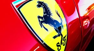 Ferrari опубликовала видео с анонсом новой версии 812