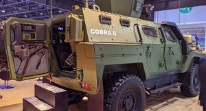 В Абу-Даби представили военную машину Cobra II