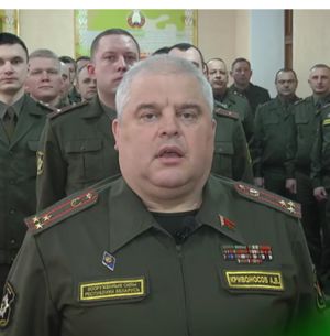 Полковник белорусской армии зарядился после рукопожатия с Лукашенко