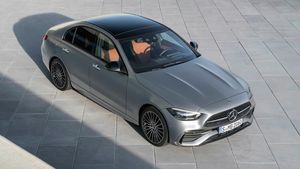 Mercedes-Benz представил новый C-Класс 2022, который очень похож на S-Класс
