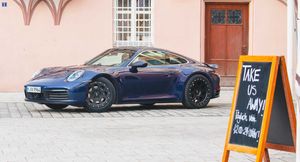 Porsche 911 отлично смотрится на прочных колесах с вездеходными шинами