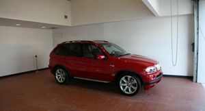 15-летний BMW X5 в состоянии нового продают за 3,7 миллиона рублей