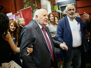 Горбачев оценил успехи российской науки в борьбе с коронавирусом