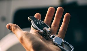Как не остаться без насоса при покупке машины