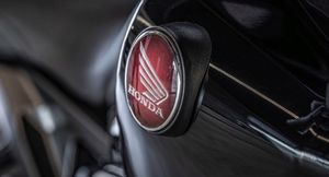 Honda анонсировала рекомендованные розничные цены на мотоциклы в России 2021 года