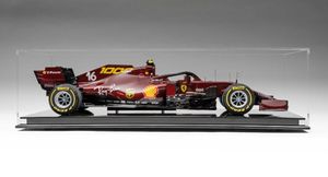 Ателье Amalgam представило масштабную модель Ferrari SF1000 с ливреей GP