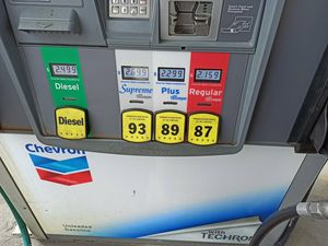 Почему бензин в США имеет октановое число не выше 93? Узнал у местного жителя
