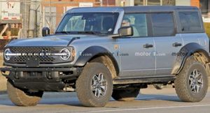 Прототип внедорожника Ford Bronco получил необычные расширители крыльев