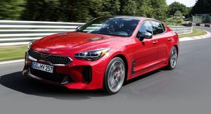 Обновленный KIA Stinger поступил в продажу в России