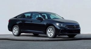 Volkswagen Passat обновили во второй раз