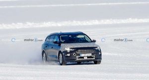 Ford тестирует обновленный универсал Focus Active