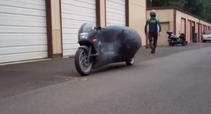 GyroCycle – первый в мире мотоцикл, который не падает
