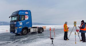 Тягач Ford F-MAX установил рекорд скорости на льду Байкала