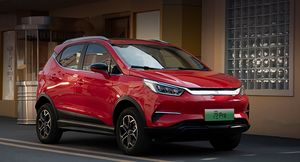 Электрокар BYD Yuan прошел рестайлинг