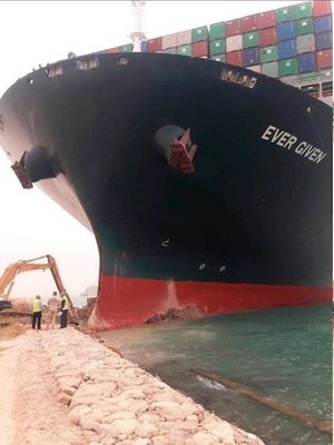 Эксперты: блокировка Суэцкого канала будет иметь ограниченный эффект на цену нефти