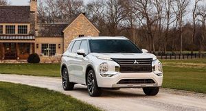 Mitsubishi запатентовала новый Outlander для России