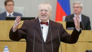 Жириновский предложил освободить депутатов и чиновников от подачи деклараций о доходах.