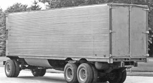 В Сети появилось фото необычного грузового авто Fageol CargoLiner