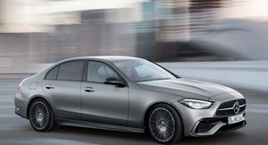 Новый Mercedes-Benz C-Class появится в России в середине лета