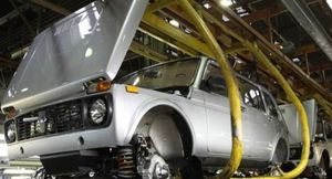 АвтоВАЗ в апреле введет рабочие субботы для производства внедорожников Lada Niva Legend