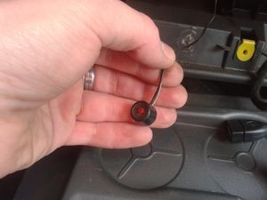 Кнопка Valet в автомобиле – как запустить авто без брелка?