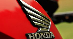 Мотоциклы Honda подешевели в России на 150 тысяч рублей