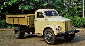 Эксперты вспомнили о советских грузовиках, использовавшихся для восстановления послевоенной страны