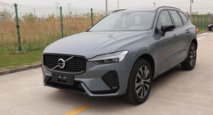 Компания Volvo презентует обновленный кросс XC60 на автосалоне в Шанхае