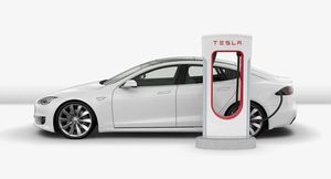 Покупатели пожаловались на перенос сроков поставки новых электрокаров Tesla