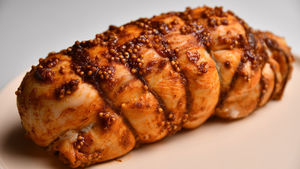 Пастрома - сочное куриное филе в духовке