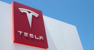 Tesla задумывается об открытии сети обслуживания Semi