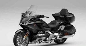 Honda объявляет о старте продаж обновленного Gold Wing Tour